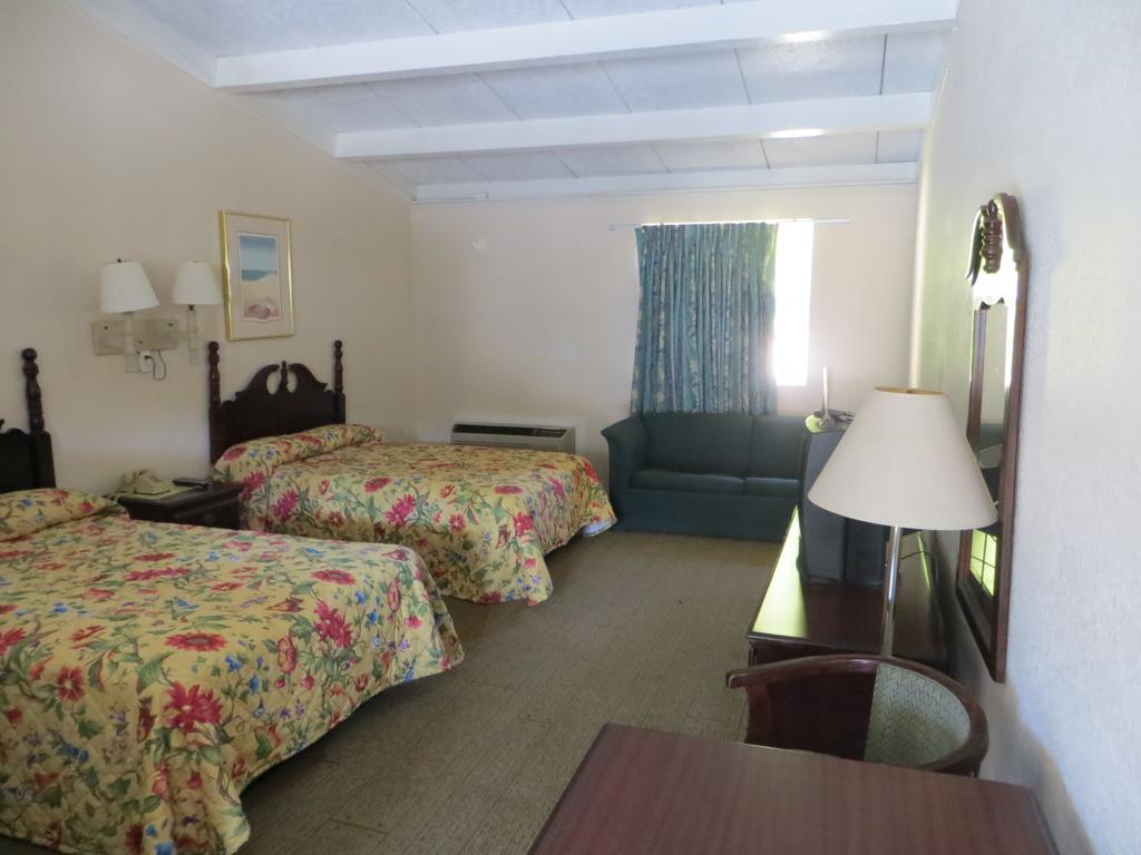 Royal Inn Daytona Beach Exterior photo